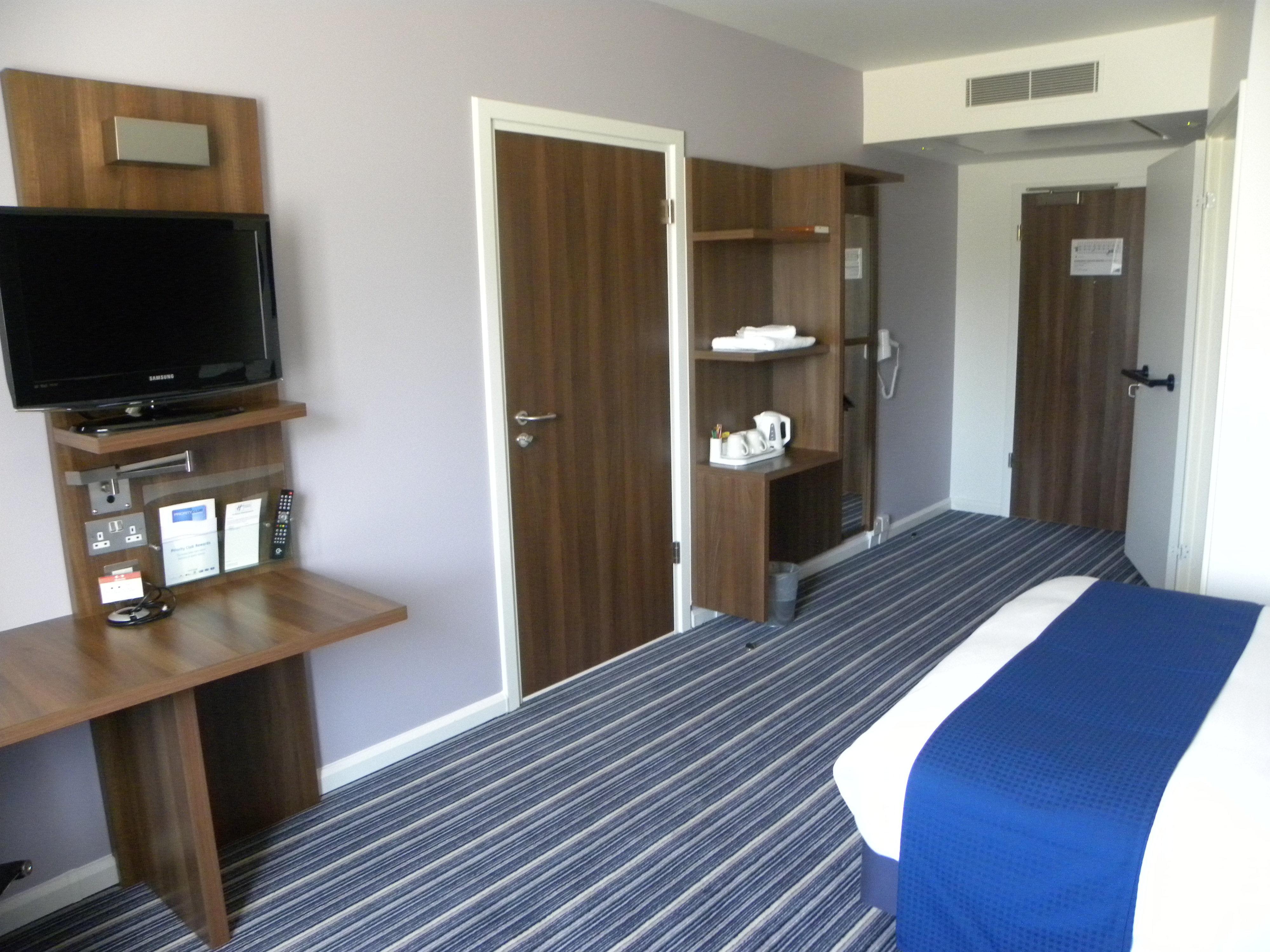 Holiday Inn Express Colchester, An Ihg Hotel מראה חיצוני תמונה