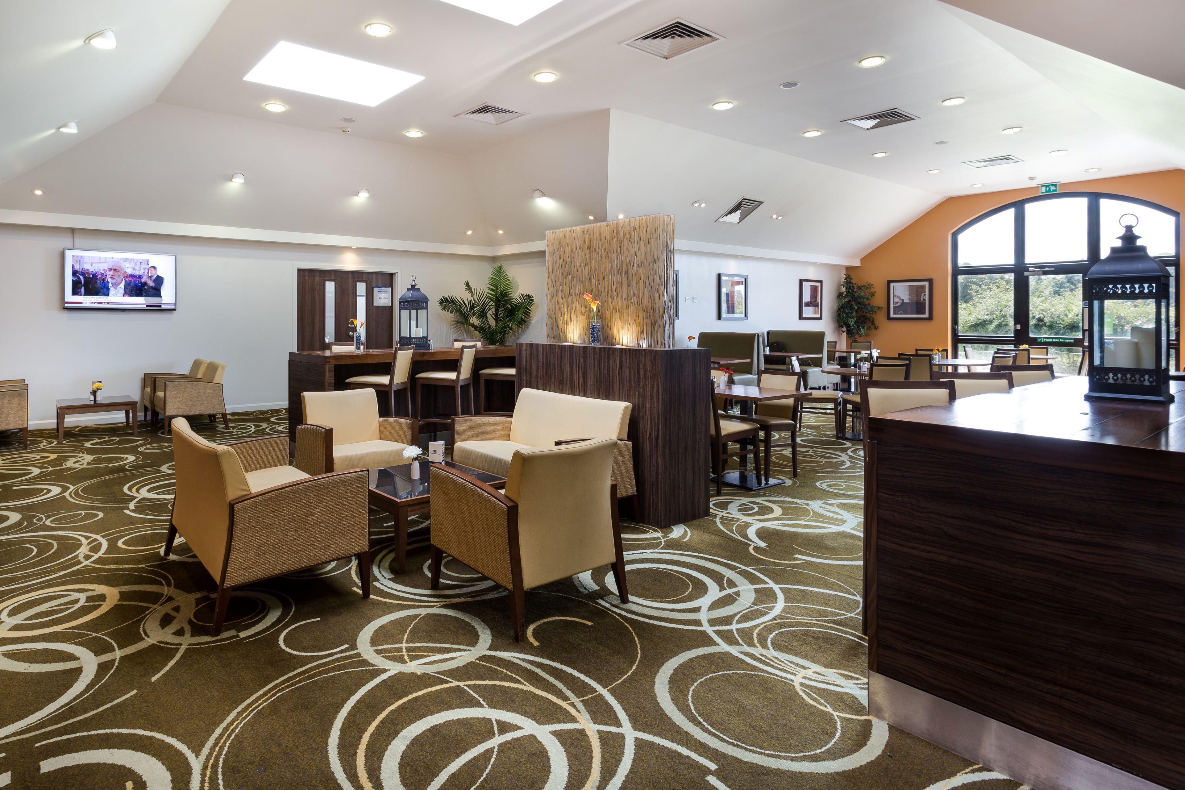 Holiday Inn Express Colchester, An Ihg Hotel מראה חיצוני תמונה