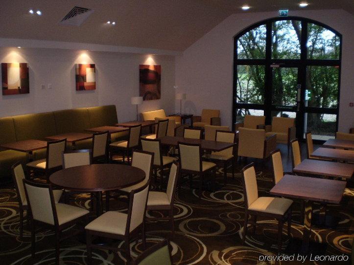 Holiday Inn Express Colchester, An Ihg Hotel מסעדה תמונה