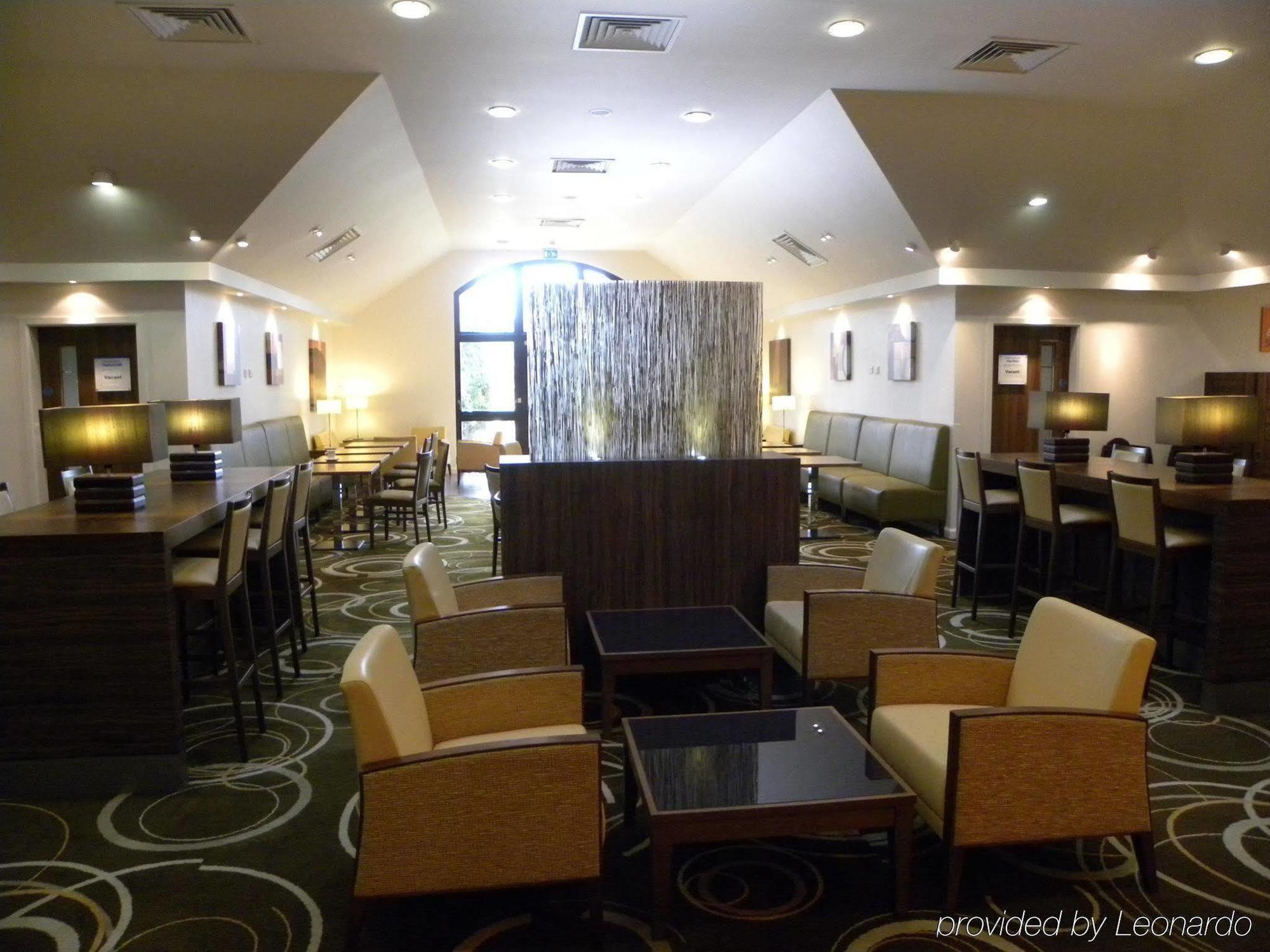 Holiday Inn Express Colchester, An Ihg Hotel מראה חיצוני תמונה